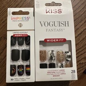 Kiss Short Wider Fit Press and Glue on Nails